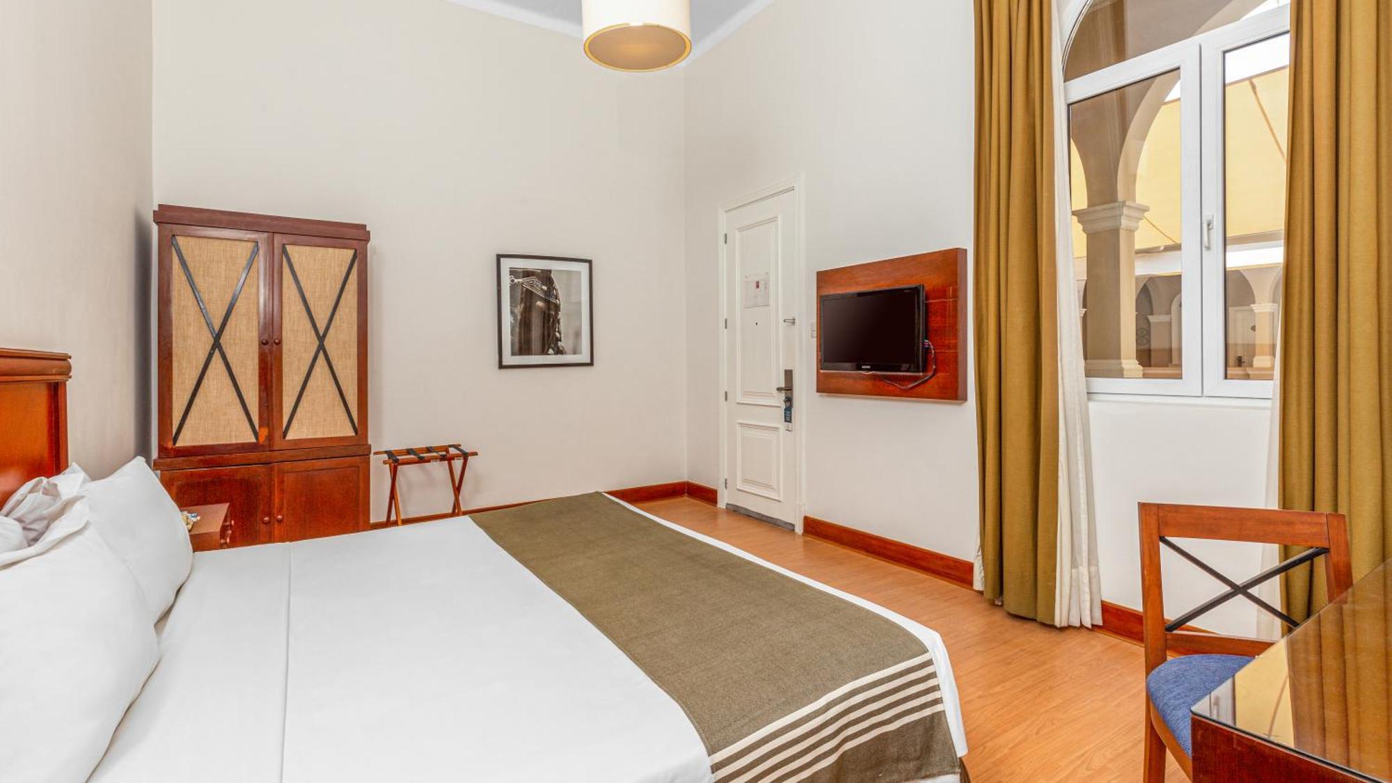Lp Los Portales Hotel Пьюра Экстерьер фото